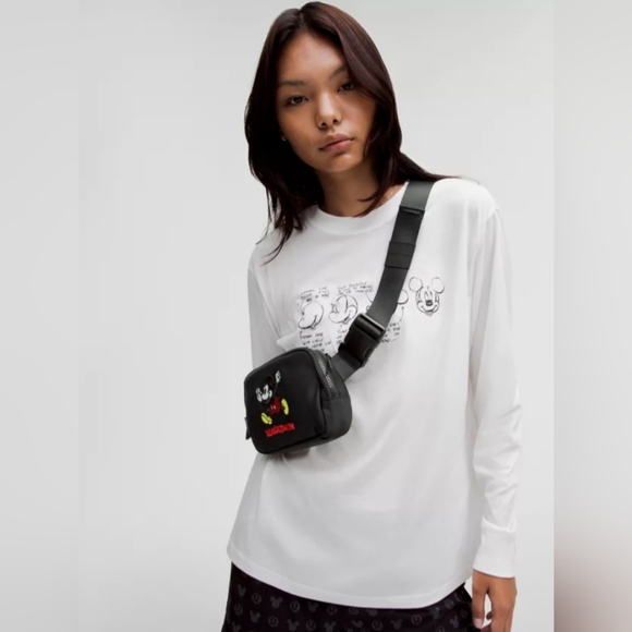 Lululemon - Picture 2 of 7